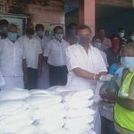 Mr. Karti Chidambaram while distributing essential items to Thirubhuvanam Town Panchayat officials and  sanitary workers of Thirubhuvanam Town Panchayat on 12.05.2020