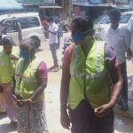 Mr. Karti Chidambaram while distributing essential items to Thirubhuvanam Town Panchayat officials and  sanitary workers of Thirubhuvanam Town Panchayat on 12.05.2020