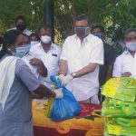 On behalf of RS Mangalam village congress committee of Ramanathapuram district, Mr. Karti Chidambaram distributed essential items to the officials and sanitation workers of RS Mangalam Town Panchayat on 13.5.2020