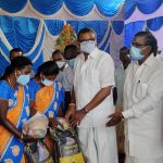 Mr Karti P Chidambaram, MP, Sivaganga, on behalf of Sri Meentachi Sundareswarar Higher Secondary School, Keelaseevalpatti, distributed essential items to the front (1)