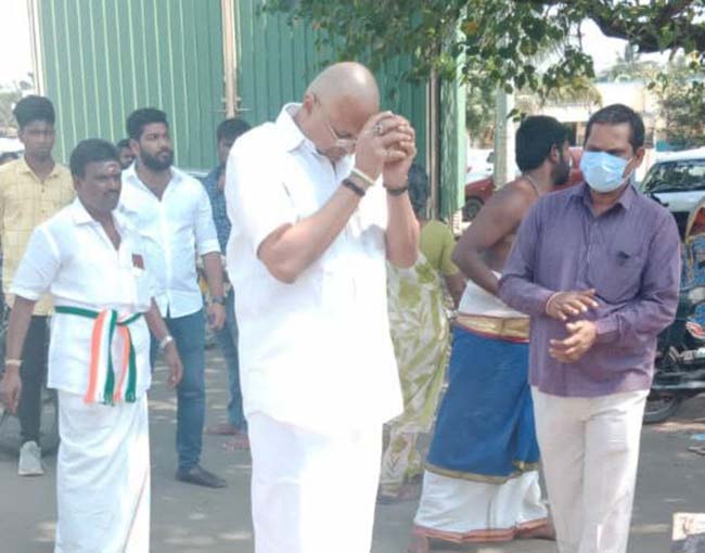 Mr Karti P Chidambaram, MP, Sivagangai, went to Sulakkal Mariyamman Temple in Coimbatore
