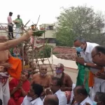 participating in the Kumbabhishekam of Sri Bhoomi Neela Alarmelmangai Thaayar and Srinivasa Perumal temple in Arimalam Town of Pudukottai district on 11.02 (4)