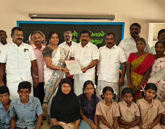 Mr Karti P Chidambaram, Member of Parliament, Sivaganga Constituency, on account of his daughter, Ms Aditi Nalini Chidambaram's birthday on 16.12.2023, gave donation of Rs 15,000/- each to Government Higher Secondary School, Kannangudi and Government Higher Secondary School, V .Pudur towards scholarship for meritorious 12th passed out students. He also donated Rs 1,00,000/- each to the above schools towards Endowment Fund, interest of which will be paid as scholarship every year to the meritorious 12th pass out students.